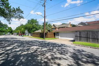 36 Cedar Lawn Circle, Galveston, TX 77551 - Photo 11