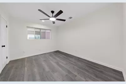 4119 Ebbtide Drive, Houston, TX 77045 - Photo 33