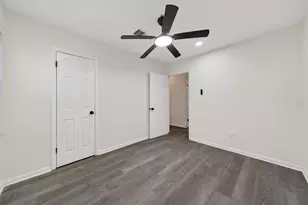 4119 Ebbtide Dr, Houston, TX 77045 - Photo 33