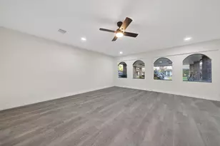 4119 Ebbtide Dr, Houston, TX 77045 - Photo 7