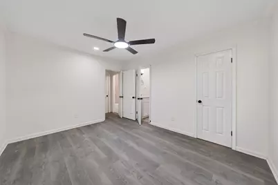 4119 Ebbtide Drive, Houston, TX 77045 - Photo 35