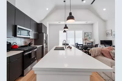 1218 W 24th Street #D, Houston, TX 77008 - Photo 3