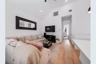 1218 W 24th Street #D, Houston, TX 77008 - Photo 9