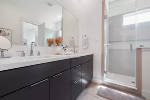 1218 W 24th St, Houston, TX 77008 - Photo 13