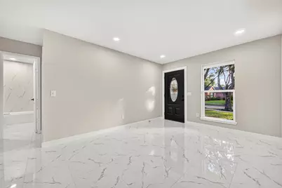 2739 Lakefield Way, Sugar Land, TX 77479 - Photo 5