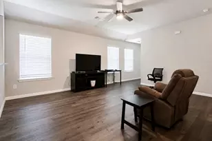 2228 Raider Dr, Conroe, TX 77301 - Photo 5
