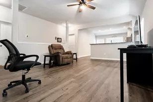 2228 Raider Dr, Conroe, TX 77301 - Photo 3