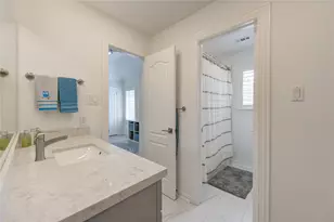 1726 Ashbury Park Dr, Houston, TX 77077 - Photo 43