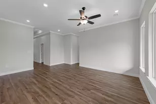 10340 Woodhill Spa Ln, Cleveland, TX 77327 - Photo 7