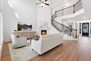 208 Peninsula Pt Dr, Montgomery, TX 77356 - Photo 7