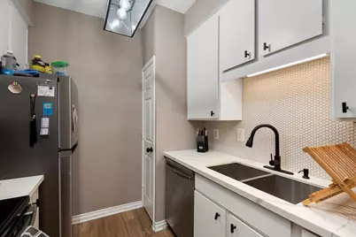 10047 Westpark Drive #33, Houston, TX 77042 - Photo 3