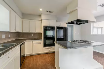 3014 Misty Park Drive, Houston, TX 77082 - Photo 9