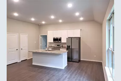 10948 Amblewood, Willis, TX 77318 - Photo 3