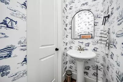 916 W 20th Street, Houston, TX 77008 - Photo 25