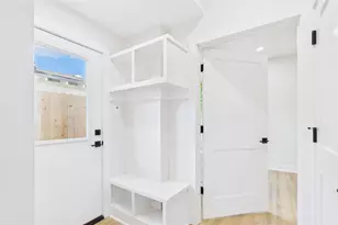 4508 Robertson, Houston, TX 77009 - Photo 3