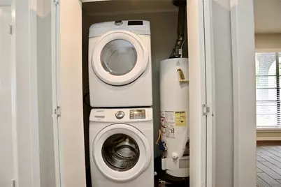 1135 Murrayhill Drive, Houston, TX 77043 - Photo 19