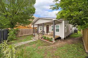 216 E 32nd St, Houston, TX 77018 - Photo 3
