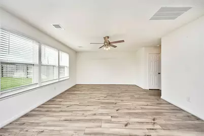 2916 Shimmer Edge Drive, Katy, TX 77493 - Photo 13