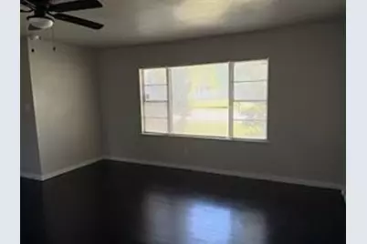 5782 Belcrest Street, Houston, TX 77033 - Photo 7