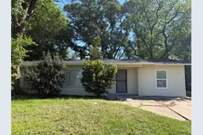 5782 Belcrest Street, Houston, TX 77033 - Photo 1
