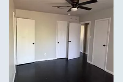 5782 Belcrest Street, Houston, TX 77033 - Photo 11