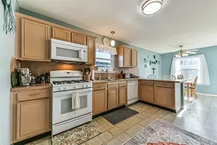 1116 Lake Shore Dr, Pearland, TX 77581 - Photo 11