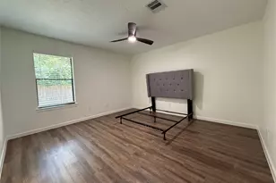 8 N Circlewood Glen, The Woodlands, TX 77381 - Photo 17