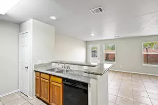 9743 Fatima Lake Dr, Houston, TX 77099 - Photo 11