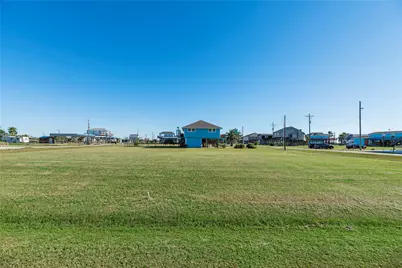 0 Mae Cir Circle S, Crystal Beach, TX 77650 - Photo 3