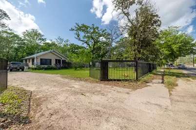 708 Plum Grove Road, Cleveland, TX 77327 - Photo 7