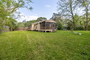 708 Plum Grove Rd, Cleveland, TX 77327 - Photo 11