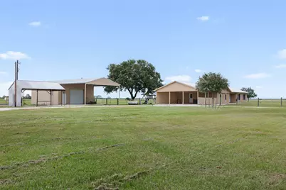 23783 Fm 530, Hallettsville, TX 77964 - Photo 19