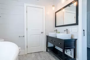 2511 Avenue L, Galveston, TX 77550 - Photo 39