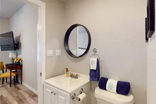 4507 W Bayshore Dr, Bacliff, TX 77518 - Photo 11