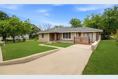 107 Sayles Street, Brenham, TX 77833 - Photo 3