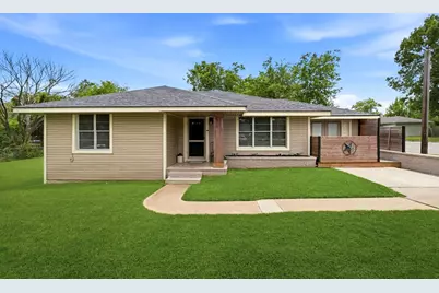 107 Sayles Street, Brenham, TX 77833 - Photo 1