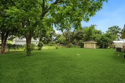 107 Sayles Street, Brenham, TX 77833 - Photo 45