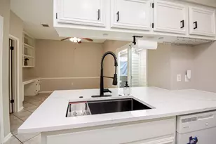 800 Country Pl Dr, Houston, TX 77079 - Photo 21