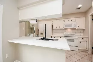 800 Country Pl Dr, Houston, TX 77079 - Photo 17