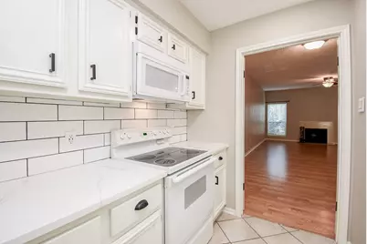 800 Country Place Drive #502, Houston, TX 77079 - Photo 19