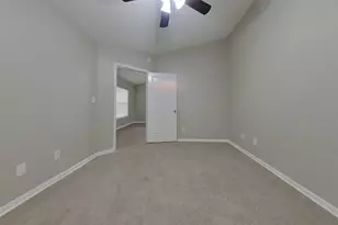 3103 Kelling St, Houston, TX 77045 - Photo 7