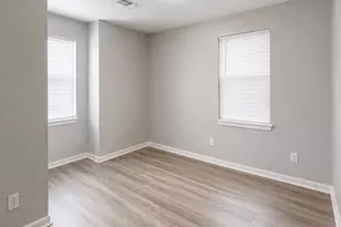 2721 27th Ave N, Texas City, TX 77590 - Photo 7