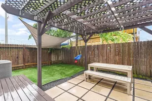 1309 Laird St, Houston, TX 77008 - Photo 21