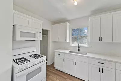3019 Florida Street #1, Houston, TX 77026 - Photo 9