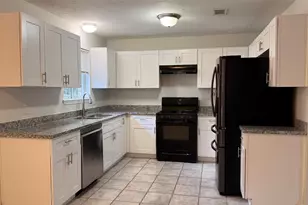 24710 Hunters Hollow Dr, Spring, TX 77380 - Photo 5