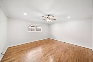 1810 Droxford Dr, Houston, TX 77008 - Photo 13