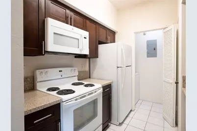 6500 Harbor Town Drive #3205, Houston, TX 77036 - Photo 9