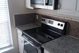 9610 Wellsworth Dr, Houston, TX 77083 - Photo 13