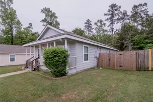 160 Varsity Dr, Huntsville, TX 77340 - Photo 3