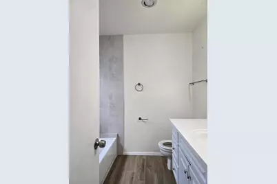2101 Fountain View Drive #27, Houston, TX 77057 - Photo 13